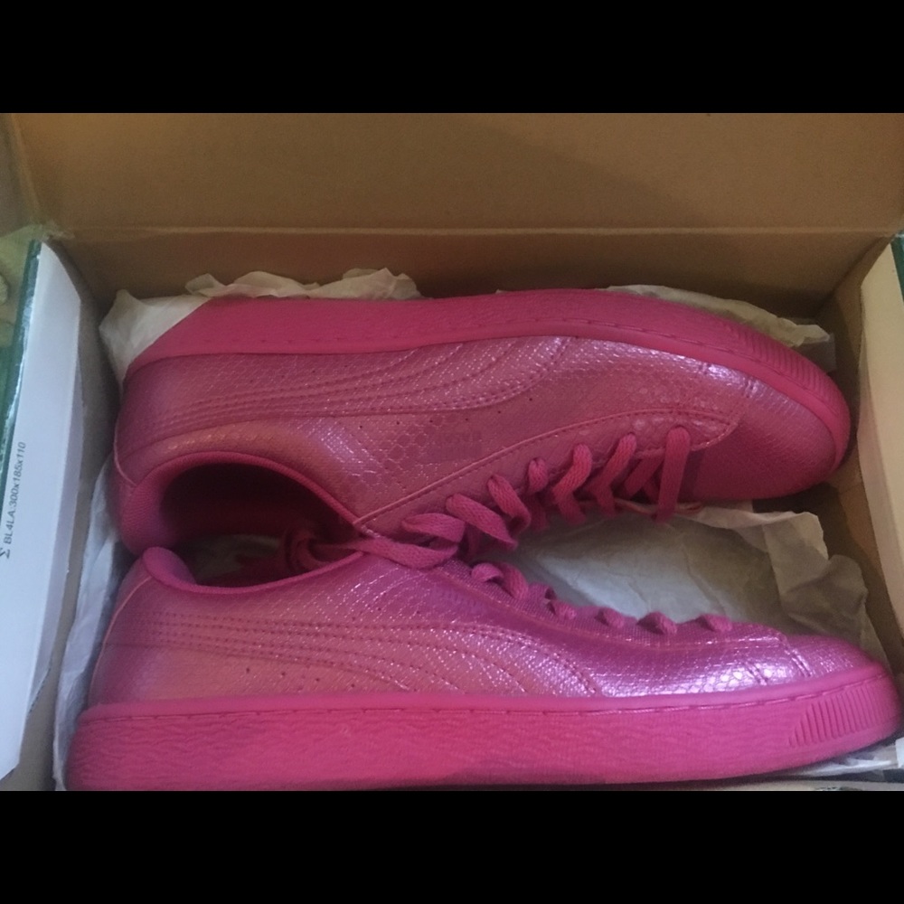 Puma sneakers